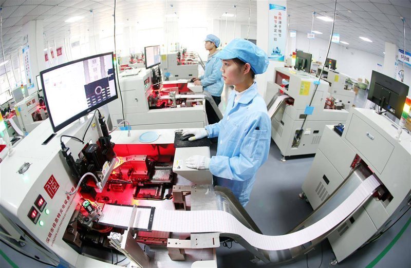 南京佐芯威电子科技有限公司与电子科技大学网上服务大厅合作，如何有效利用在线平台提升工作效率？